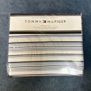 TOMMY HILFIGER Blue White Oxford Stripe Sheet Set   4-pc QUEEN Size Set